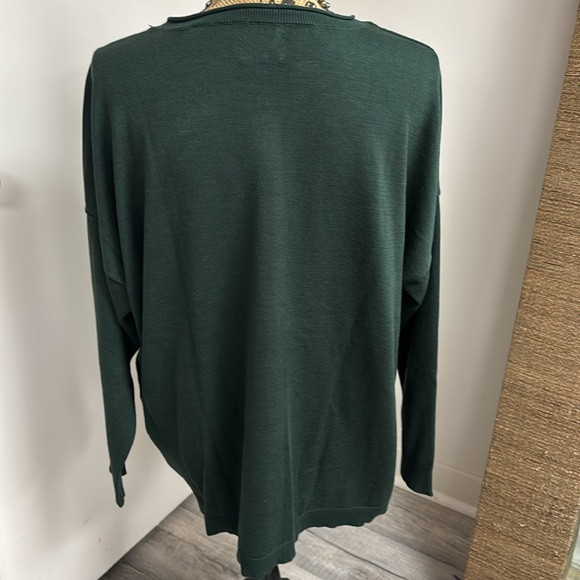 Wonderly Dark Green Raglan Sweater Petite - Picture 6 of 8